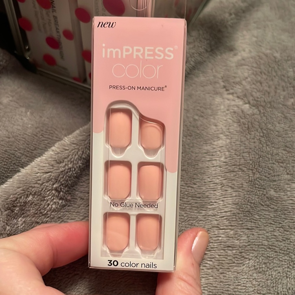 Kiss 💕 Impress Nails